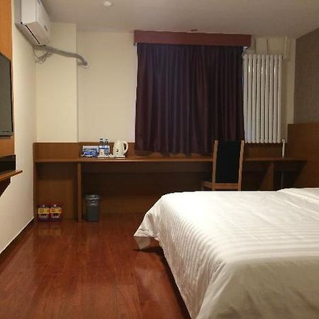 7 Days Inn Beijing Industrial University Branch מראה חיצוני תמונה